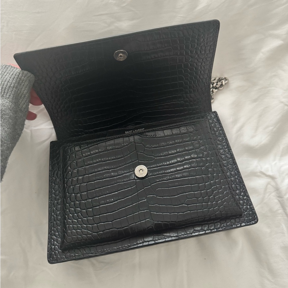 Yves Saint Laurent Black Croc-Embossed Shoulder Bag - Picture 12 of 13